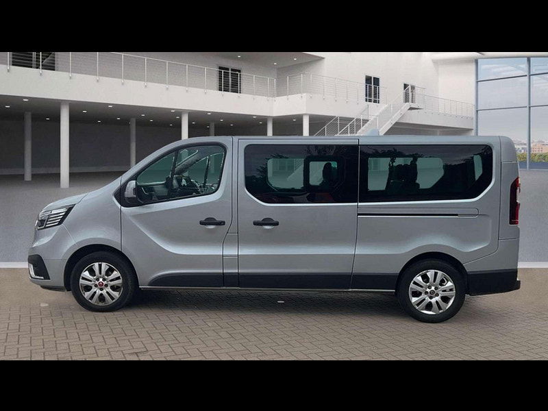 Renault Trafic 2.0 Trafic LL30 Sport Blue DCI 5dr 5dr Manual 2025