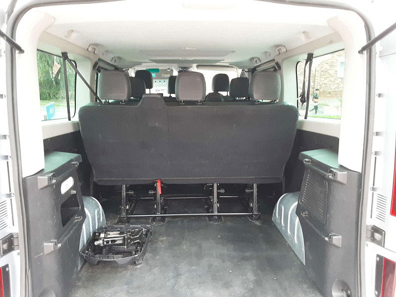 Renault Trafic 2.0 Trafic LL30 Sport Blue DCI 5dr 5dr Manual 2025