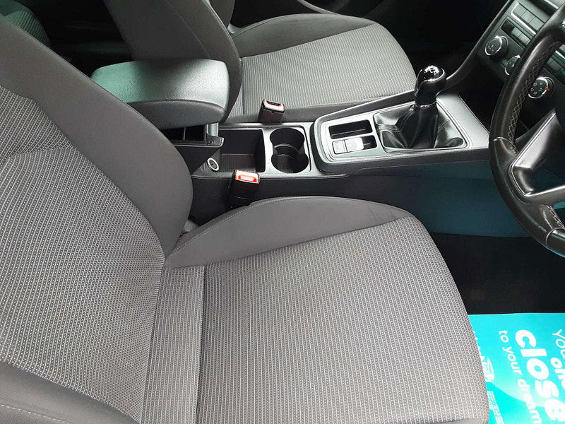 Seat Leon 1.6 TDI SE Dynamic Technology Euro 6 (s/s) 5dr 5dr Manual 2025