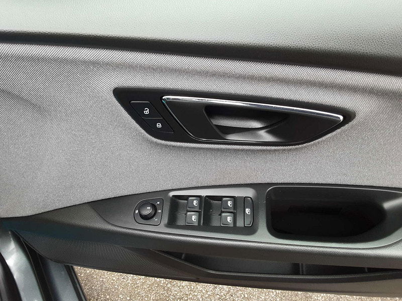 Seat Leon 1.6 TDI SE Dynamic Technology Euro 6 (s/s) 5dr 5dr Manual 2025