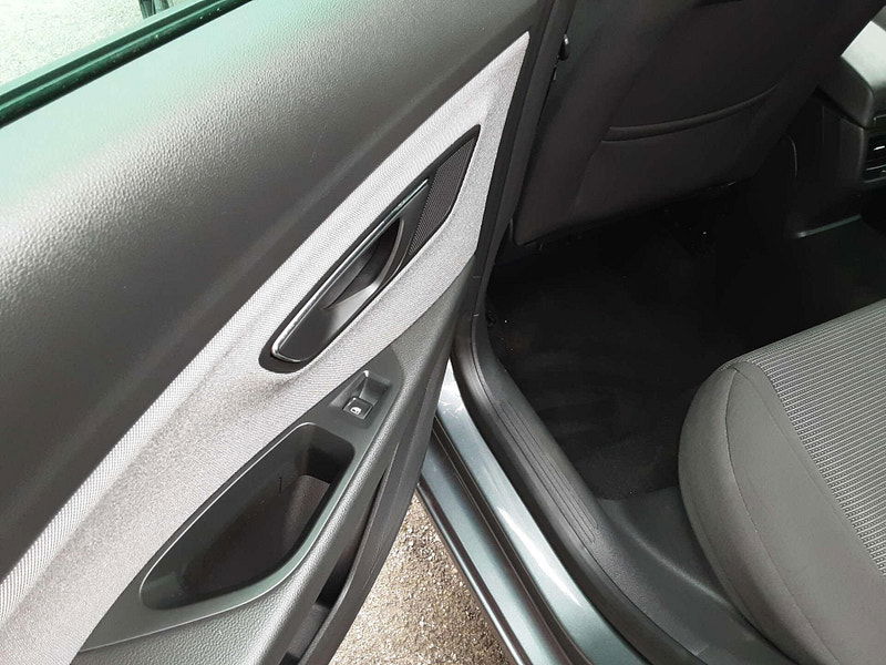 Seat Leon 1.6 TDI SE Dynamic Technology Euro 6 (s/s) 5dr 5dr Manual 2025