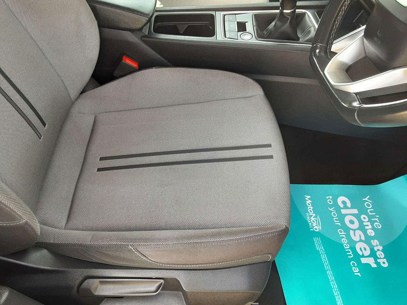 Seat Leon 2.0 Leon SE Dynamic TDI 5dr 5dr Manual 2025