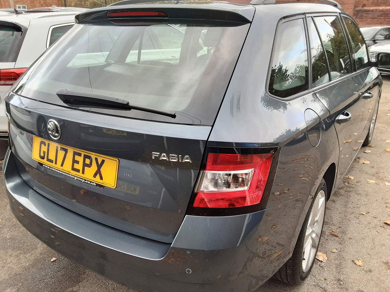 Skoda Fabia 1.2 TSI SE L Euro 6 (s/s) 5dr 5dr Manual 2025
