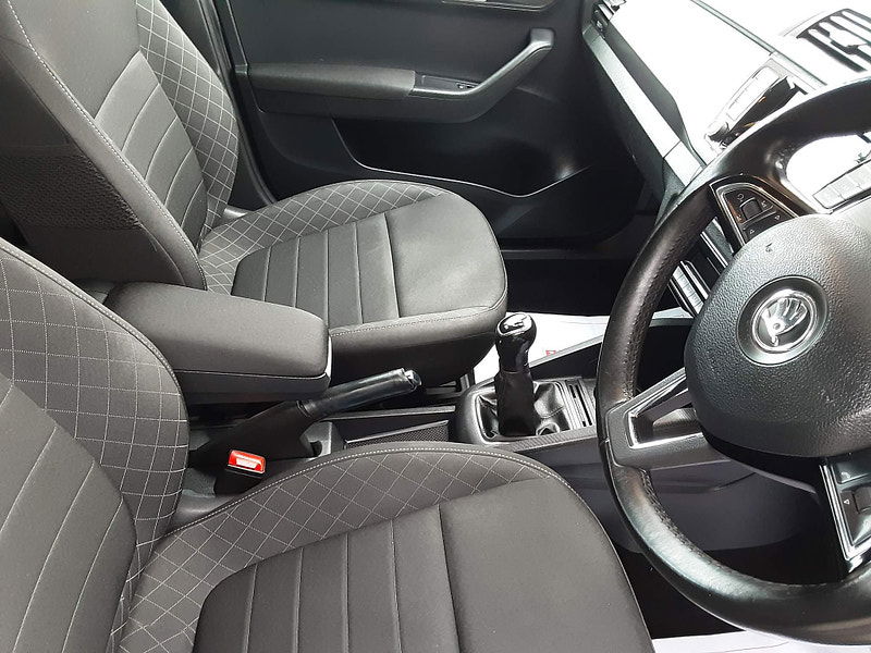 Skoda Fabia 1.2 TSI SE L Euro 6 (s/s) 5dr 5dr Manual 2025