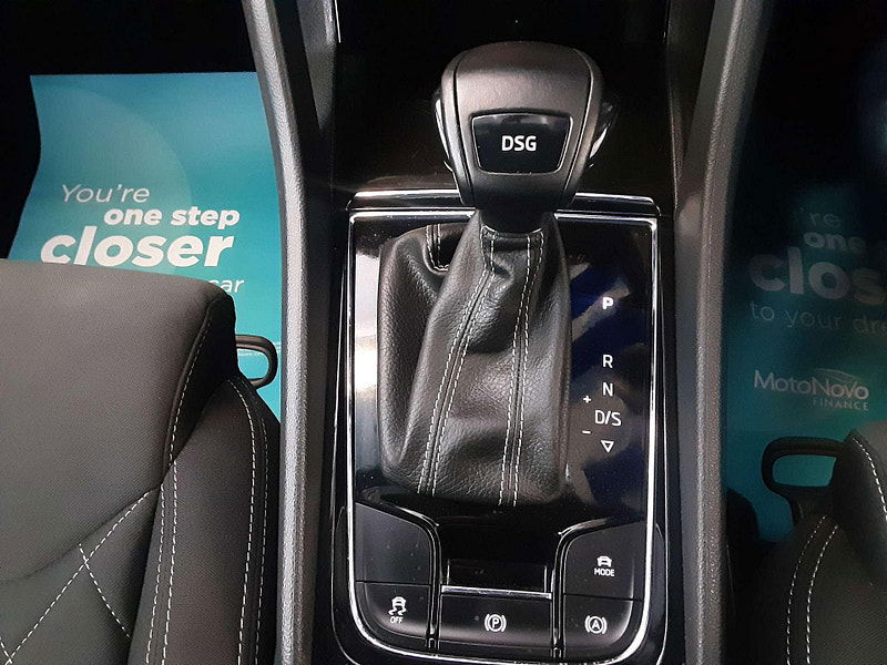 Skoda Karoq 1.5 Karoq Sportline TSi Semi-Auto 5dr 5dr Automatic 2026