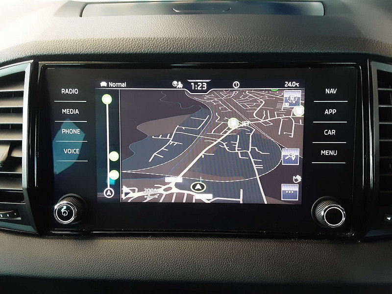 Skoda Karoq 1.5 Karoq Sportline TSi Semi-Auto 5dr 5dr Automatic 2025