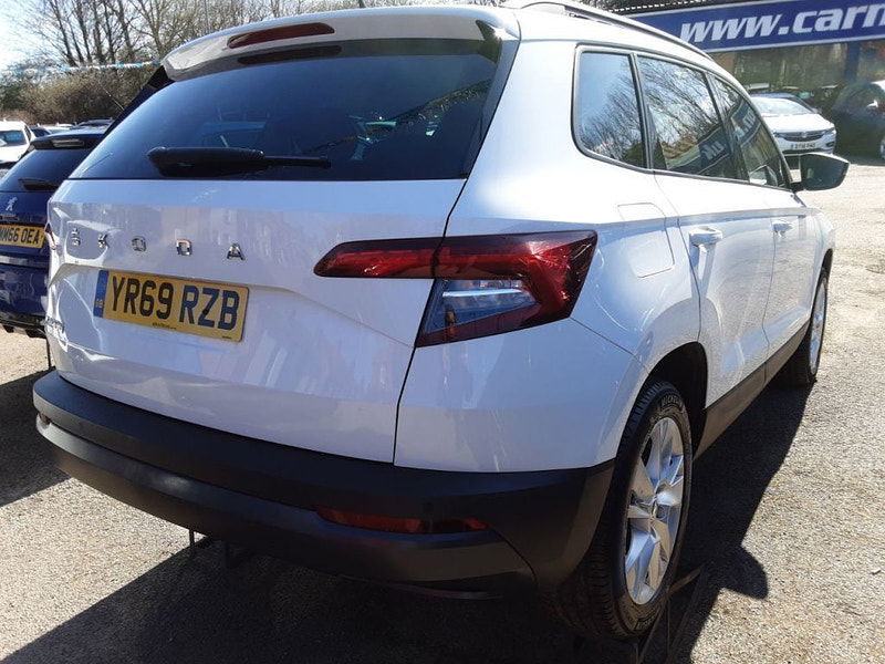 Skoda Karoq 1.6 TDI SE Technology 5dr (SAT NAV) 5dr Manual 2025