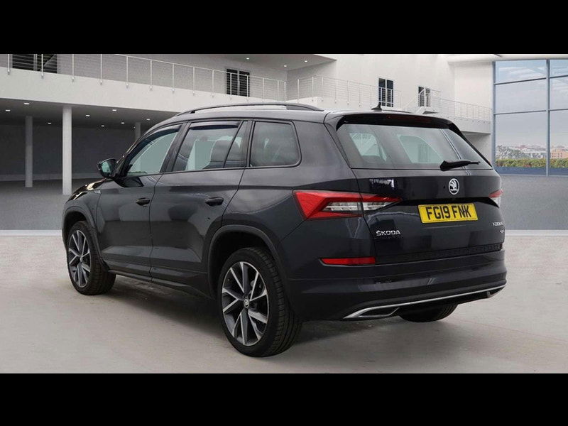 Skoda Kodiaq 2.0 Kodiaq Sportline TDI SCR 4x4 Semi-Auto 4WD 5dr 5dr Automatic 2025