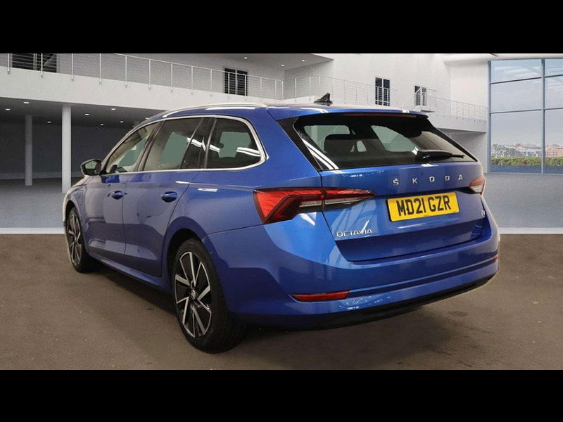 Skoda Octavia 1.4 Octavia SE L TSi iV Semi-Auto 5dr 5dr Automatic 2025