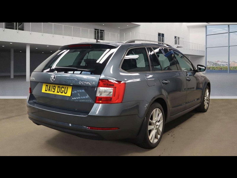 Skoda Octavia 1.6 Octavia SE L TDI 5dr 5dr Manual 2025