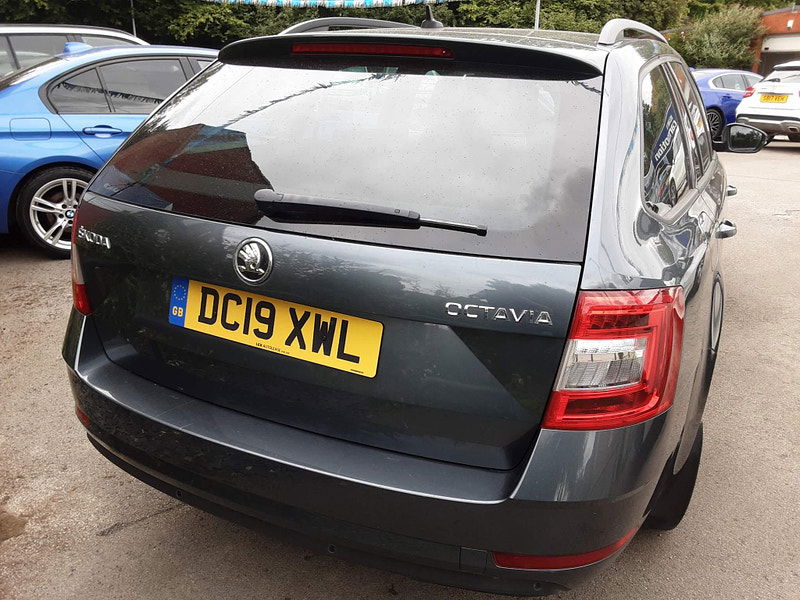 Skoda Octavia 1.6 TDI SE L Euro 6 (s/s) 5dr 5dr Manual 2025