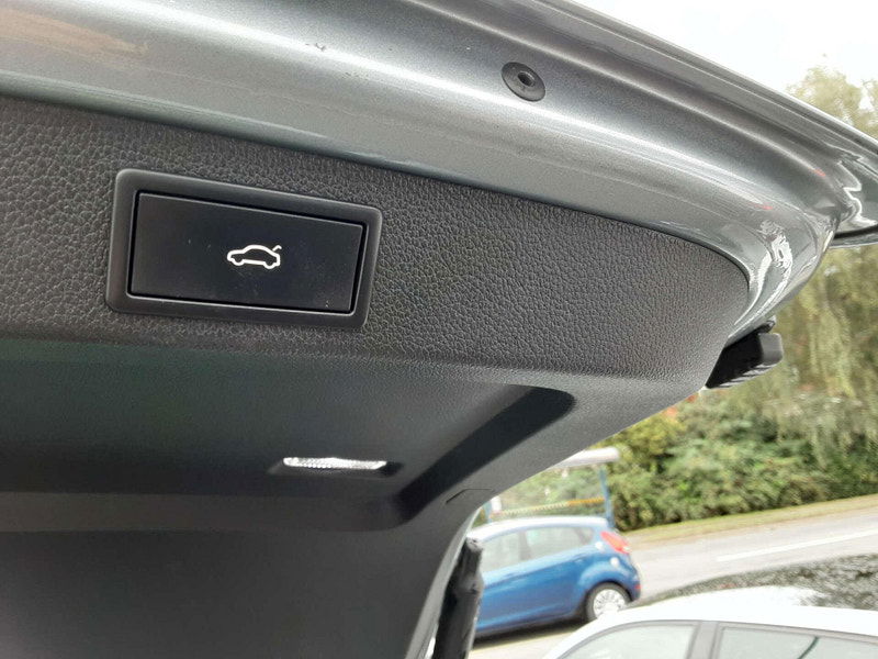 Skoda Superb 1.4 Superb SE L iV PHEV Semi-Auto 5dr 5dr Automatic 2025