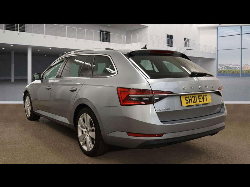 Skoda Superb 1.4 Superb SE L iV PHEV Semi-Auto 5dr 5dr Automatic 2025