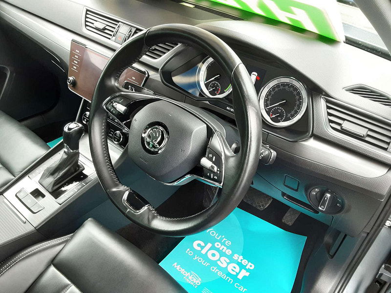 Skoda Superb 1.4 Superb SE L iV PHEV Semi-Auto 5dr 5dr Automatic 2025