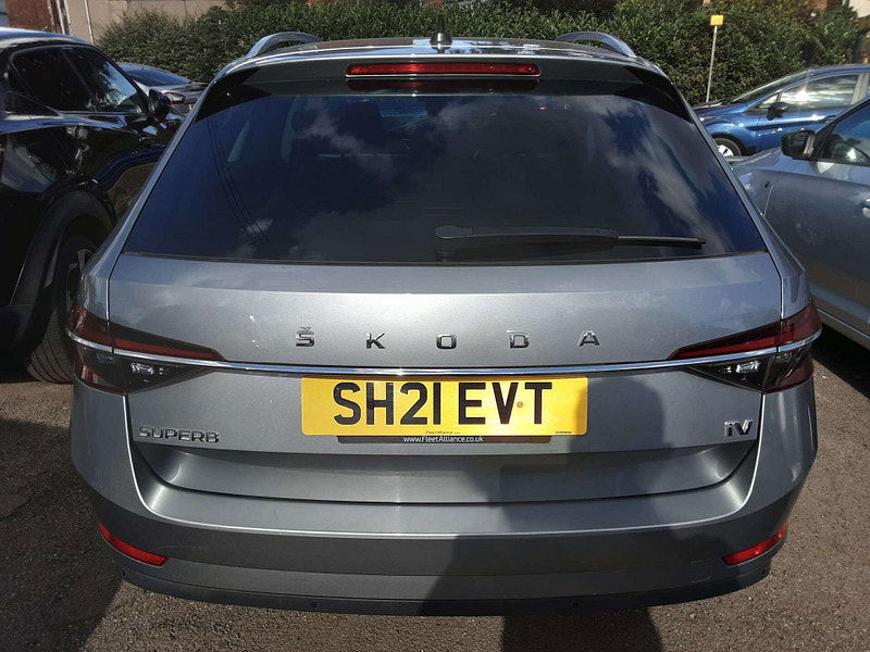 Skoda Superb 1.4 Superb SE L iV PHEV Semi-Auto 5dr 5dr Automatic 2025