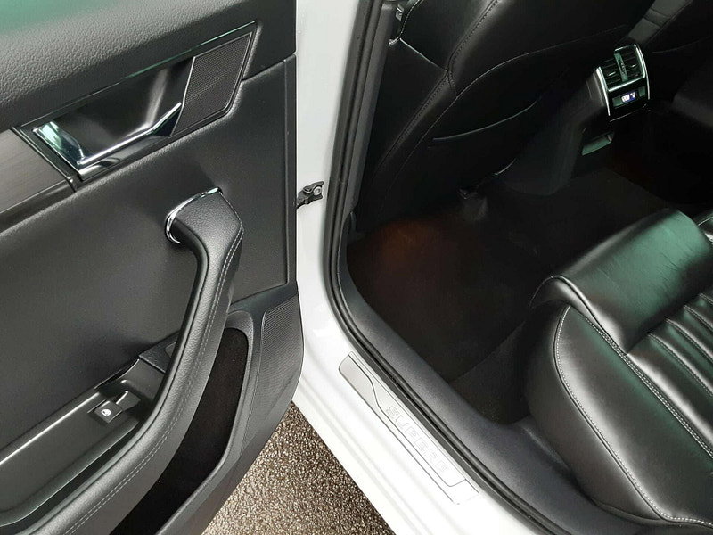 Skoda Superb 2.0 Superb SE L TDI 5dr 5dr Manual 2026