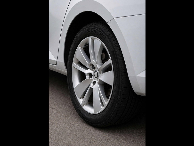 Skoda Superb 2.0 Superb SE L TDI 5dr 5dr Manual 2026