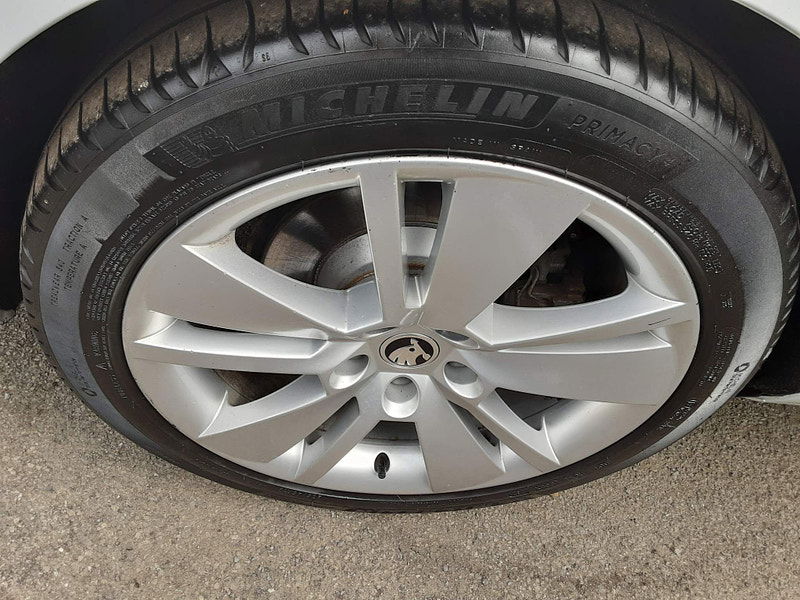 Skoda Superb 2.0 TDI SE L DSG Euro 6 (s/s) 5dr 5dr Automatic 2025