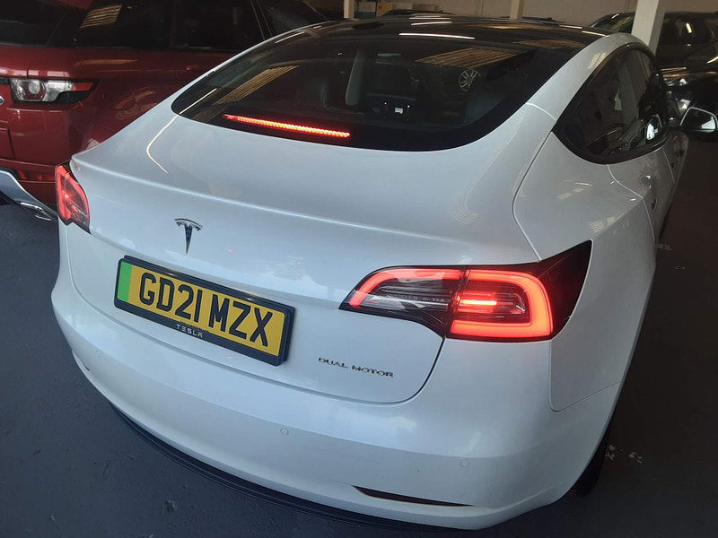 Tesla Model 3 (Dual Motor) Long Range Auto 4WDE 4dr 4dr Automatic 2025