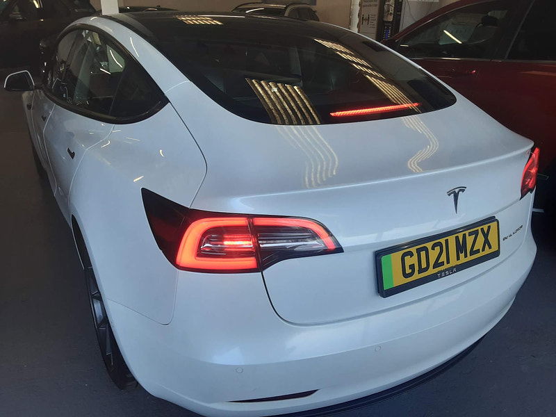 Tesla Model 3 (Dual Motor) Long Range Auto 4WDE 4dr 4dr Automatic 2025