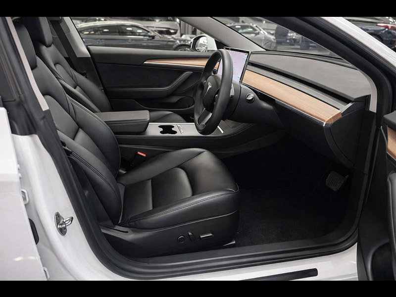 Tesla Model 3 Model 3 Long Range AWD 4WD 4dr 4dr Automatic 2026