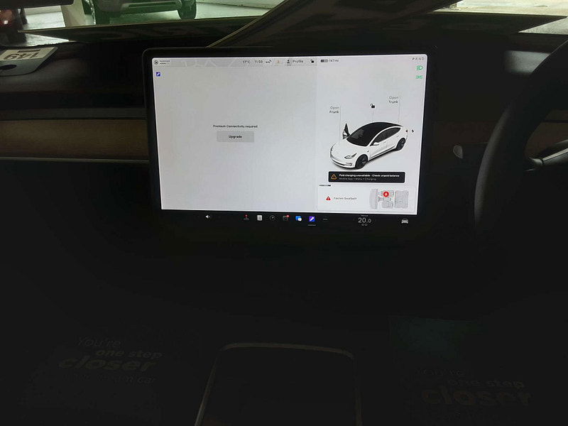 Tesla Model 3 Model 3 Long Range AWD 4WD 4dr 4dr Automatic 2025
