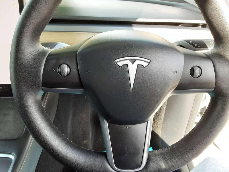 Tesla Model Y ModeL Y Long Range AWD 4WD 5dr 5dr Automatic 2026