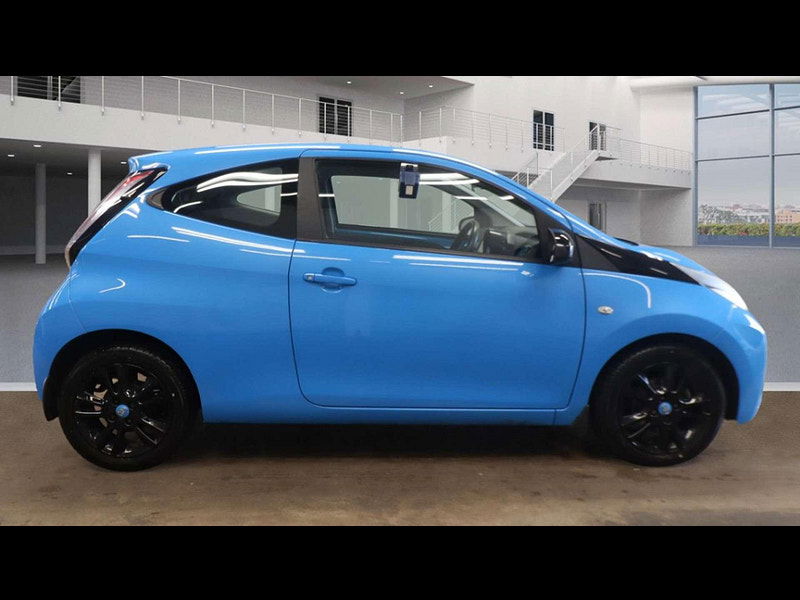Toyota Aygo 1.0 Aygo X-Cite 2 VVT-i 3dr 3dr Manual 2025