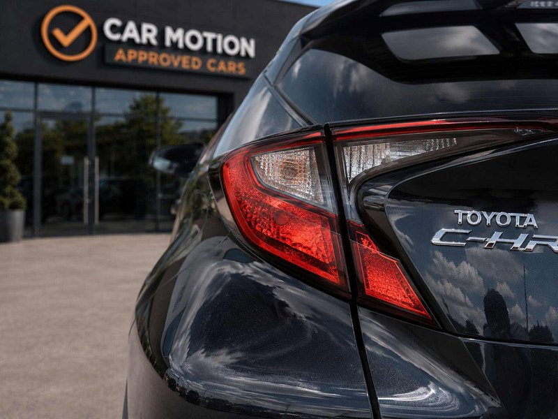 Toyota C-HR 1.8 C-HR Design HEV CVT 5dr 5dr Automatic 2026
