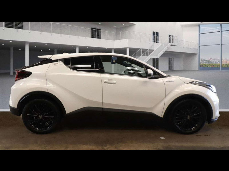 Toyota C-HR 1.8 C-HR Design HEV CVT 5dr 5dr Automatic 2025