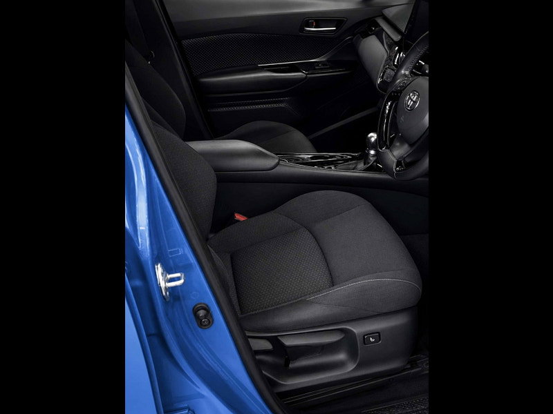 Toyota C-HR 1.8 C-HR-Dynamic HEV CVT 5dr 5dr Automatic 2026