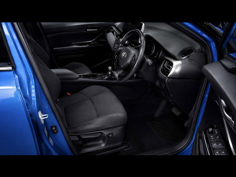 Toyota C-HR 1.8 C-HR-Dynamic HEV CVT 5dr 5dr Automatic 2026