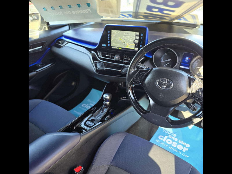Toyota C-HR 1.8 C-HR-Dynamic HEV CVT 5dr 5dr Automatic 2025