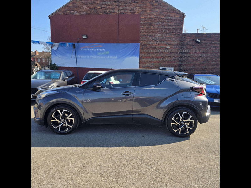 Toyota C-HR 1.8 C-HR-Dynamic HEV CVT 5dr 5dr Automatic 2025