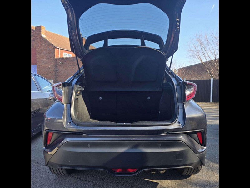Toyota C-HR 1.8 C-HR-Dynamic HEV CVT 5dr 5dr Automatic 2025