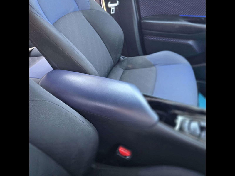 Toyota C-HR 1.8 C-HR-Dynamic HEV CVT 5dr 5dr Automatic 2025