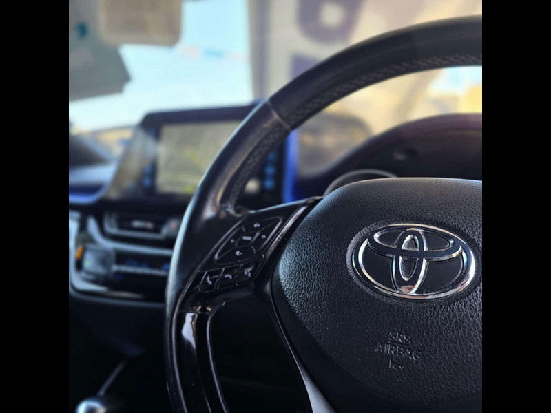 Toyota C-HR 1.8 C-HR-Dynamic HEV CVT 5dr 5dr Automatic 2025