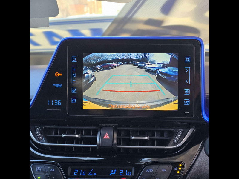 Toyota C-HR 1.8 C-HR-Dynamic HEV CVT 5dr 5dr Automatic 2025