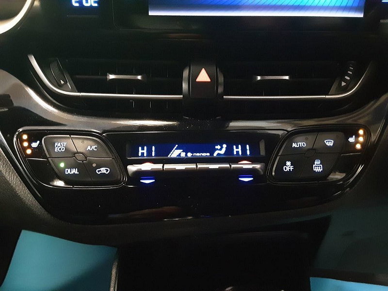 Toyota C-HR 1.8 Hybrid Excel 5dr CVT (HALF LEATHER+SAT NAV+REVESE CAMERA) 5dr Automatic 2026