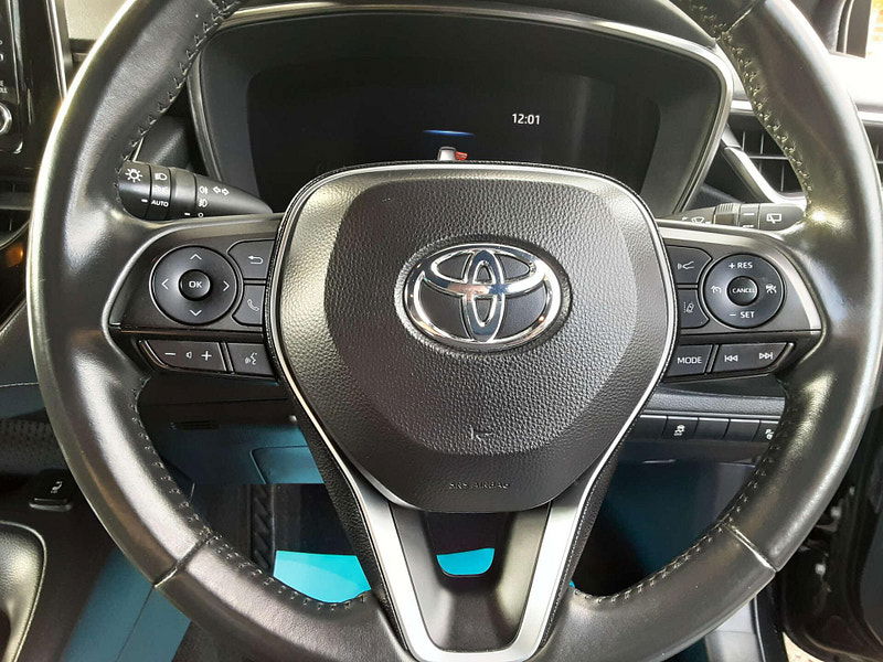 Toyota Corolla 1.8 Corolla Design HEV CVT 5dr 5dr Automatic 2025