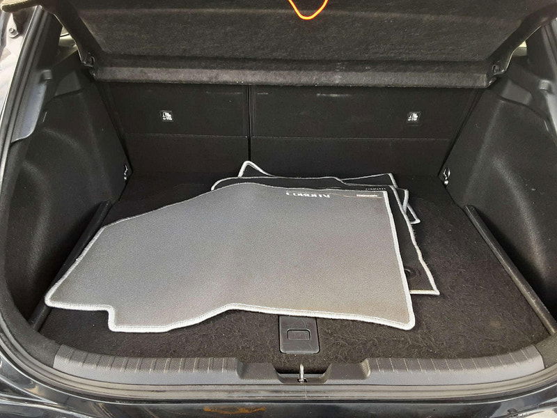 Toyota Corolla 1.8 Corolla Design HEV CVT 5dr 5dr Automatic 2026