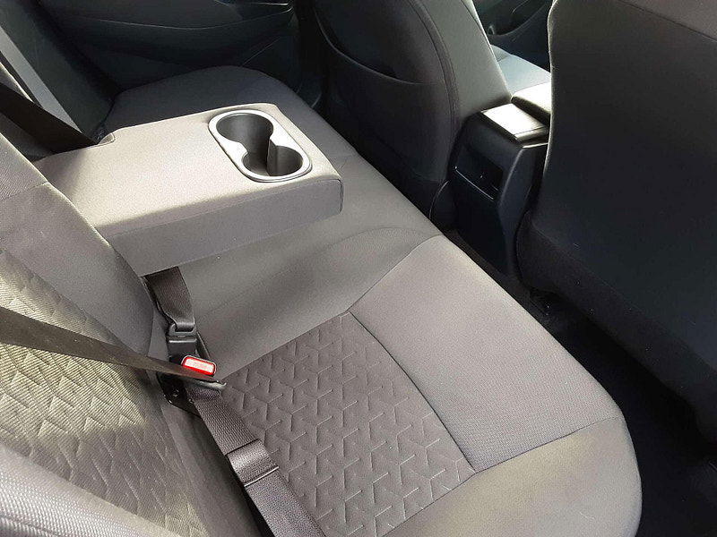 Toyota Corolla 1.8 Corolla Design HEV CVT 5dr 5dr Automatic 2026