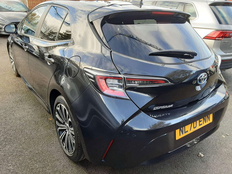 Toyota Corolla 1.8 Corolla Design HEV CVT 5dr 5dr Automatic 2026