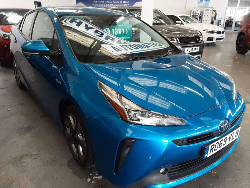 Toyota Prius 1.8 VVT-h Business Edition Plus CVT AWD Euro 6 (s/s) 5dr 5dr Automatic 2025