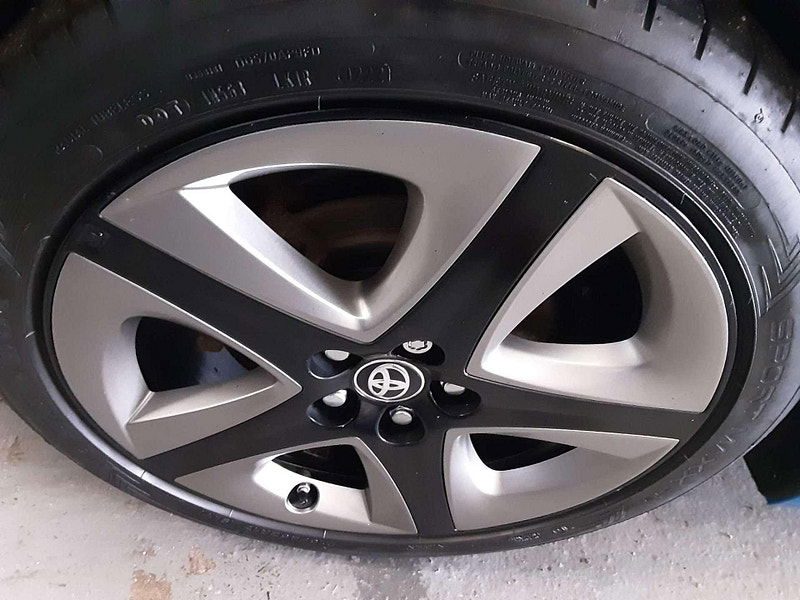 Toyota Prius 1.8 VVT-h Business Edition Plus CVT AWD Euro 6 (s/s) 5dr 5dr Automatic 2025