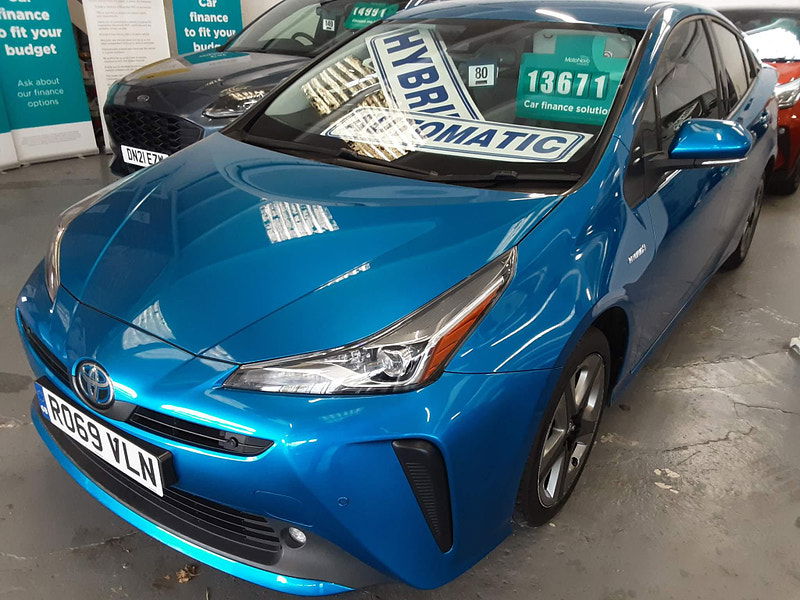 Toyota Prius 1.8 VVT-h Business Edition Plus CVT AWD Euro 6 (s/s) 5dr 5dr Automatic 2024