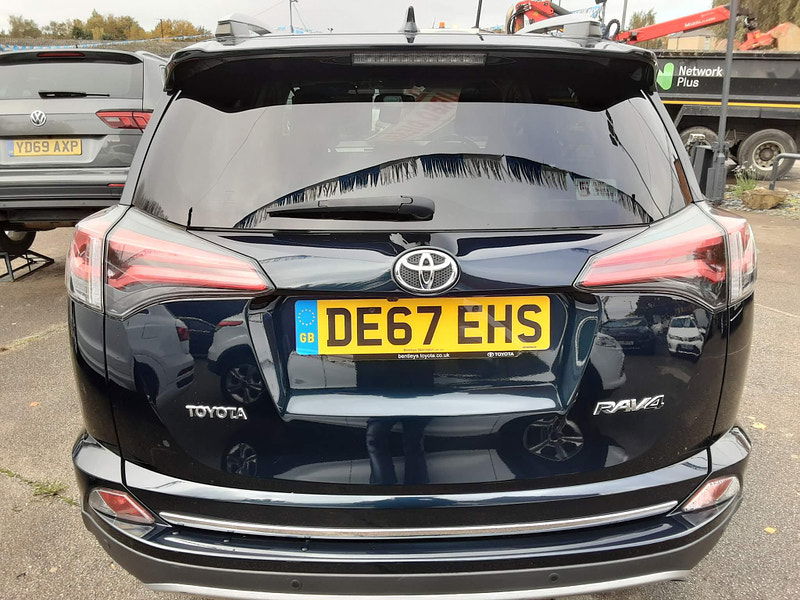 Toyota RAV4 2.0 D-4D Business Edition Euro 6 (s/s) 5dr (Safety Sense, Nav) 5dr Manual 2025