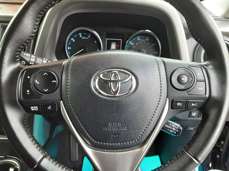 Toyota RAV4 2.0 D-4D Business Edition Euro 6 (s/s) 5dr (Safety Sense, Nav) 5dr Manual 2025