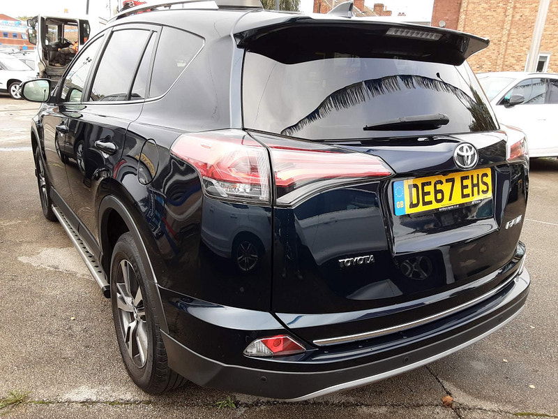 Toyota RAV4 2.0 D-4D Business Edition Euro 6 (s/s) 5dr (Safety Sense, Nav) 5dr Manual 2025