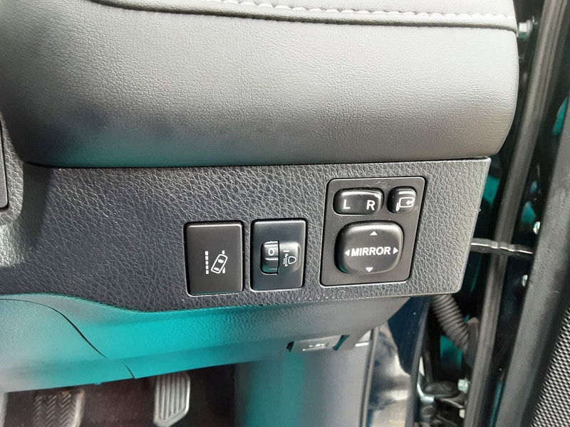 Toyota RAV4 2.0 D-4D Business Edition Euro 6 (s/s) 5dr (Safety Sense, Nav) 5dr Manual 2025